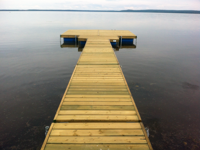 Amphi-Dock Corner Bracket