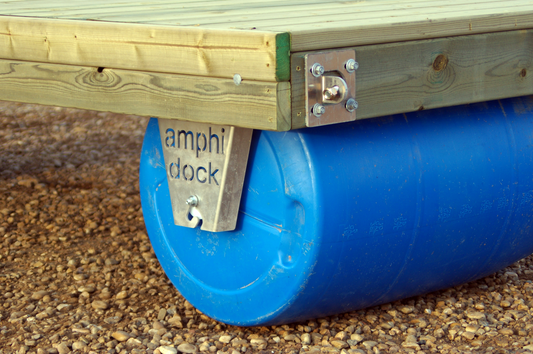 Amphi-Dock Corner Bracket